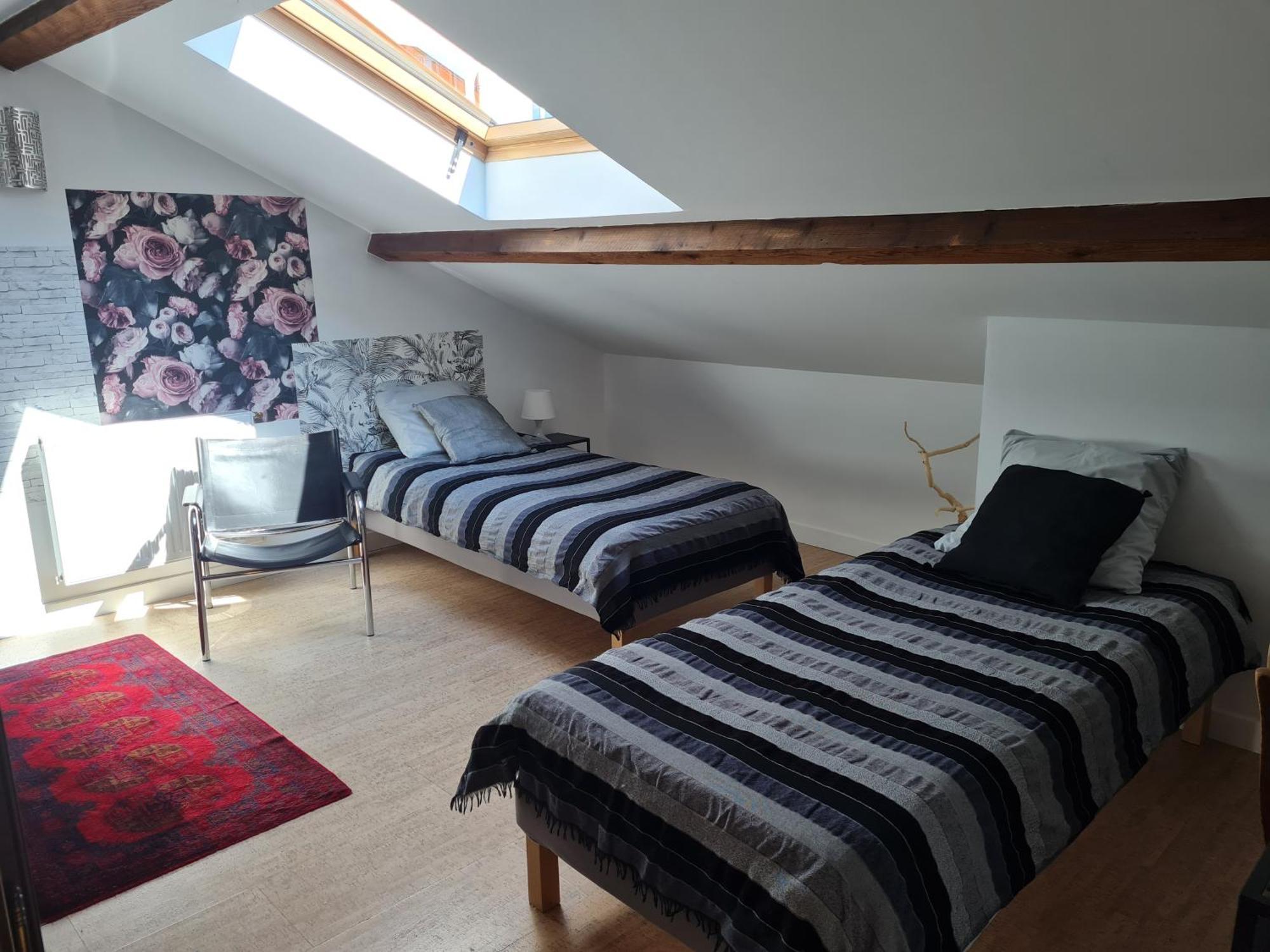 Espace Beleverte Bussiere 1 Tamaris Appartement Meuble De 2 Chambres Oullins Exteriör bild