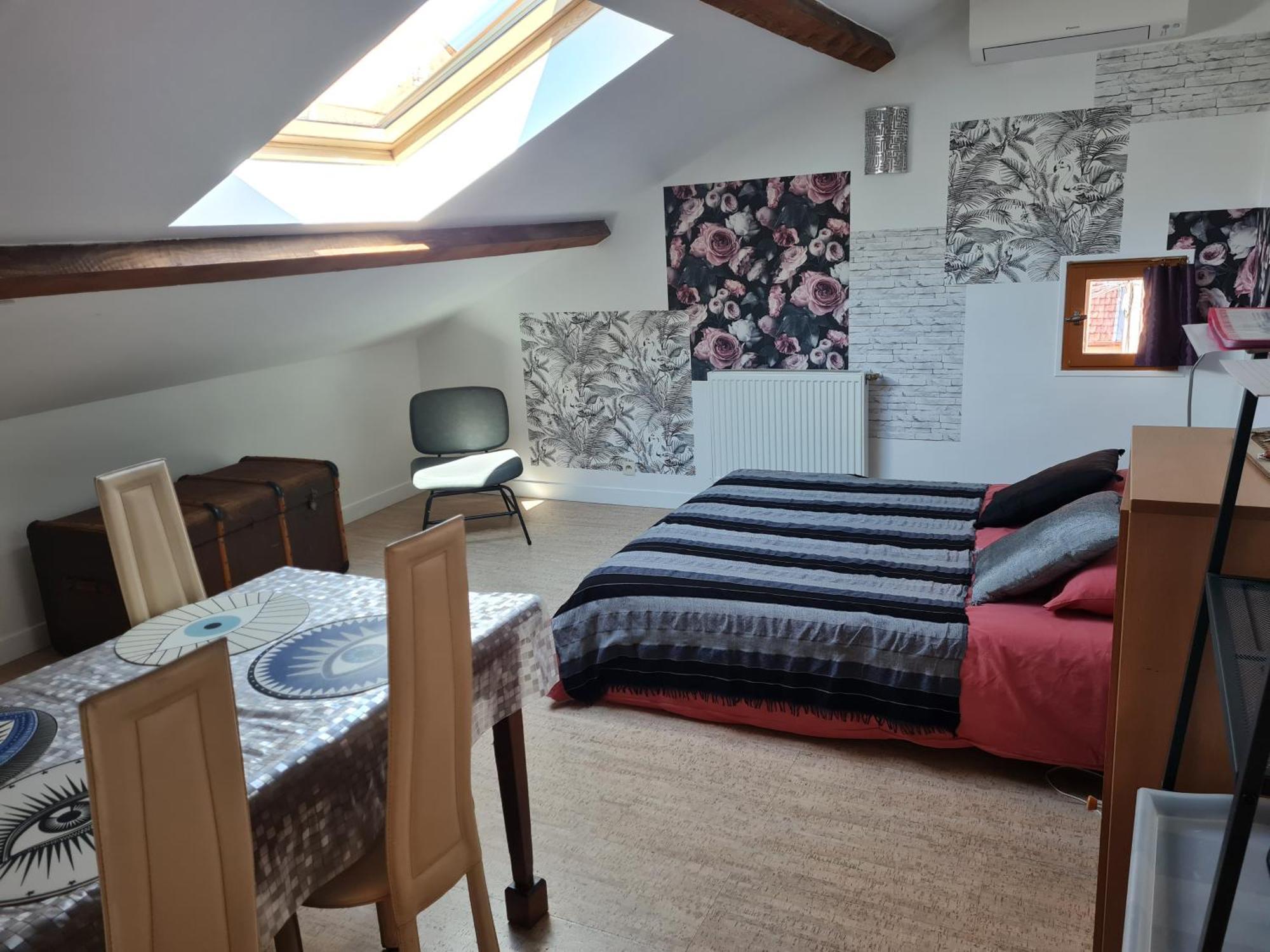 Espace Beleverte Bussiere 1 Tamaris Appartement Meuble De 2 Chambres Oullins Exteriör bild